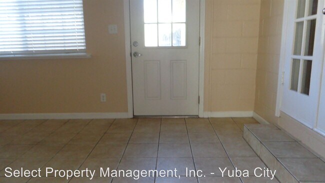 Building Photo - 3 br, 1 bath House - 469 Ainsley Ave