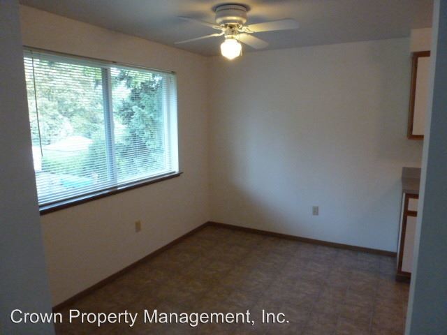 Building Photo - 3605 Belle Vista Ct S