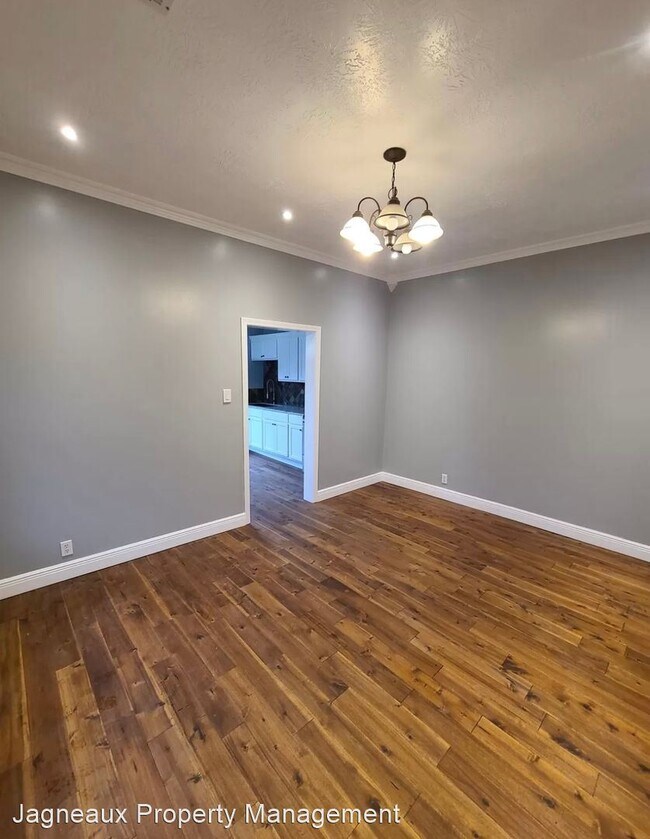 Foto del edificio - 1 br, 1 bath House - 1002 Live Oak St
