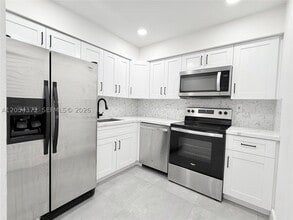 Building Photo - 1470 NW 22nd St