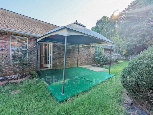 Building Photo - 235 Cannon Dr