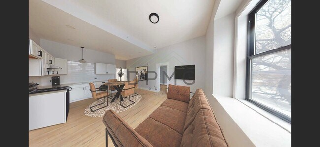 Foto del edificio - 1030 S Holmes St