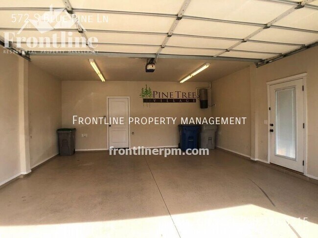 Foto del edificio - 572 S Blue Pine Ln