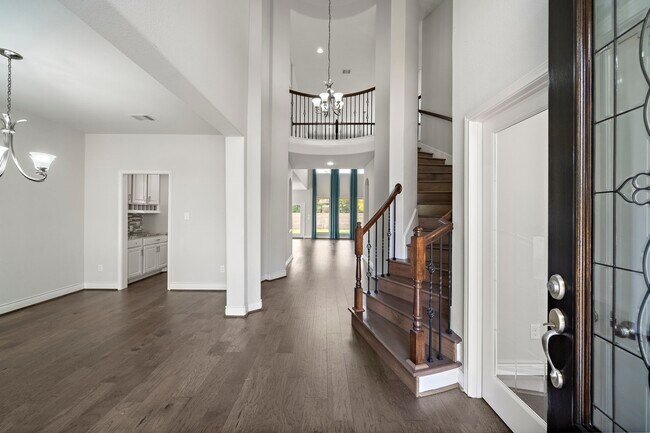 Foto del edificio - 3907 Pinecrest Peak Dr