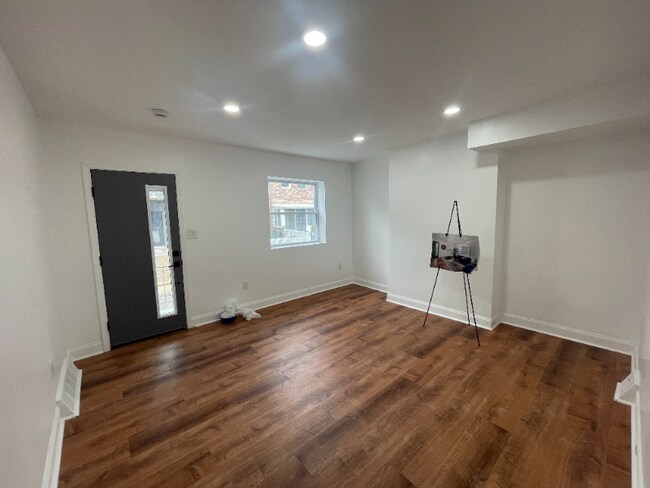 Foto del edificio - 4926 Blackberry Wy