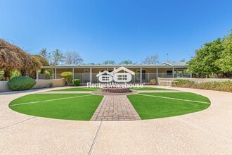 Building Photo - 29319 N 203rd Ave