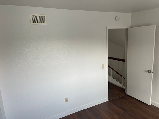 Building Photo - 808 Plaza Flora