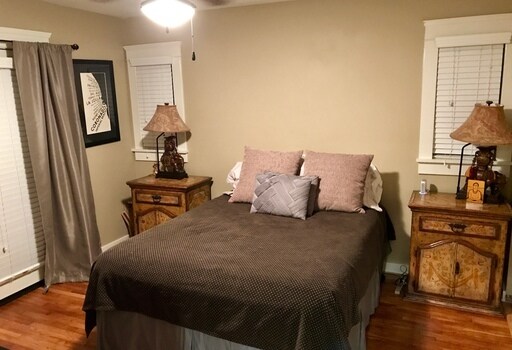 Foto del edificio - 2825 33rd St