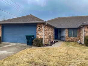 Building Photo - 2546 N Morrison Rd