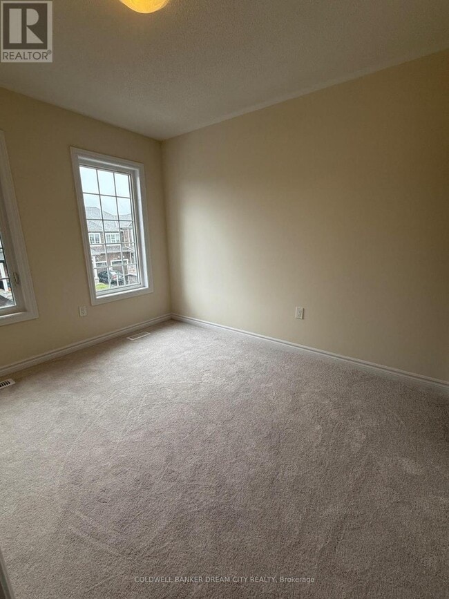 Building Photo - 35 Brown St