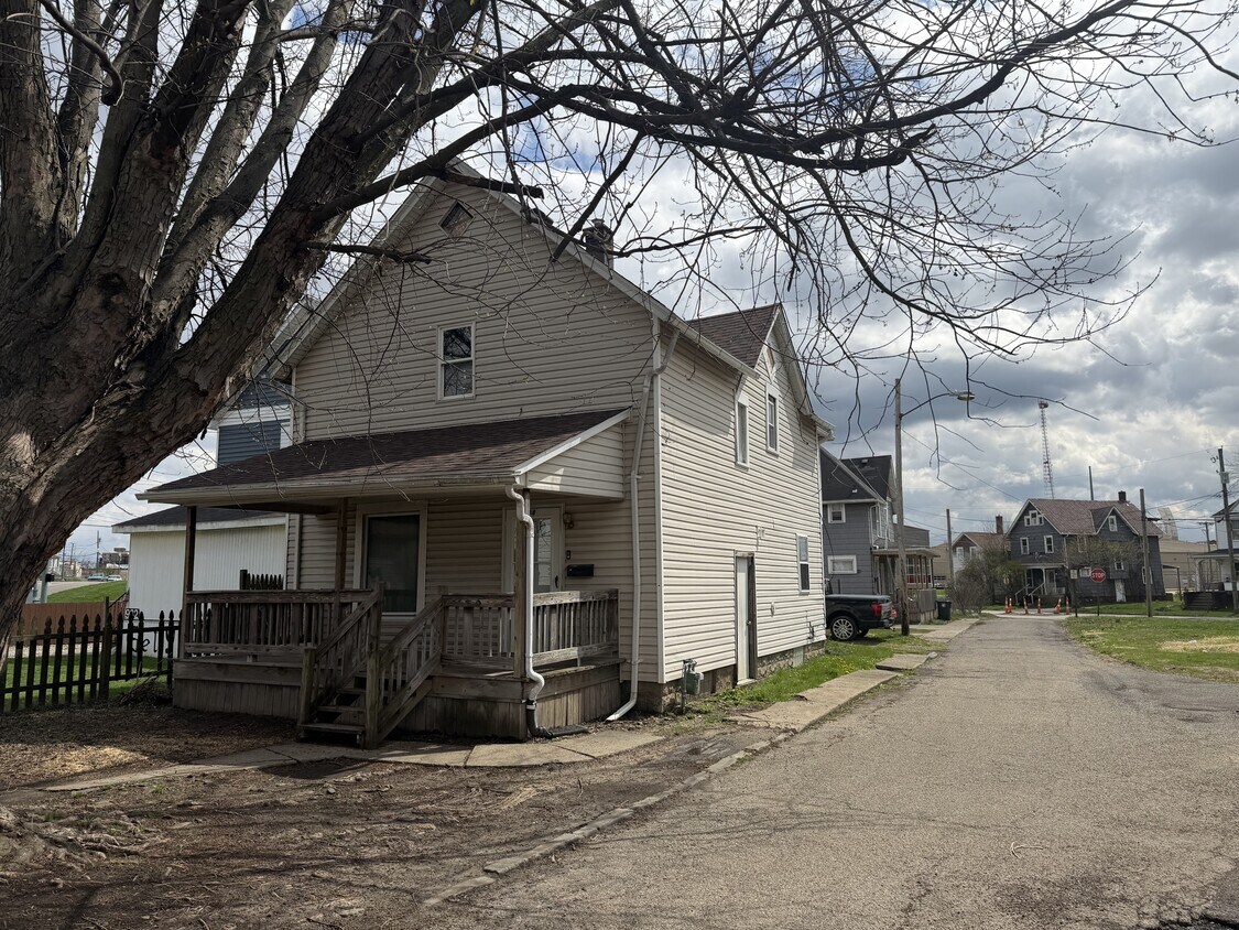 Foto del edificio - 934 4th St NW