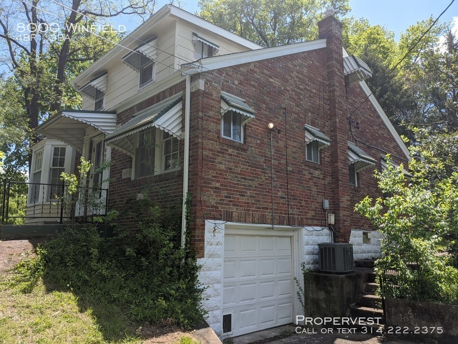 Primary Photo - 8000 Winfield Ave