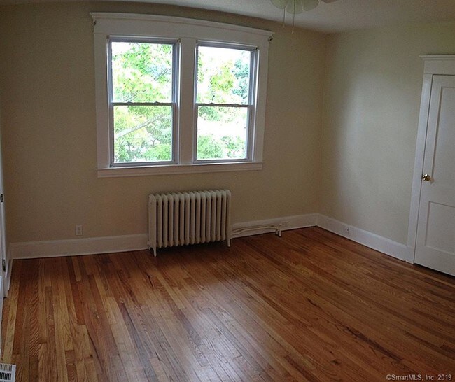 Building Photo - 65 4th Ave