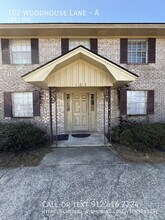 Building Photo - 102 Woodhouse Ln
