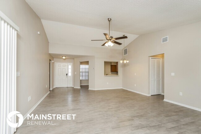 Foto del edificio - 865 Pine Wood Ave