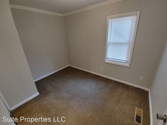 Building Photo - 3 br, 2 bath House - 9624 Artesian St