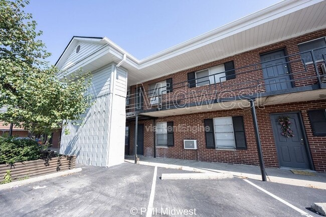 Building Photo - 7046 E US Hwy 36