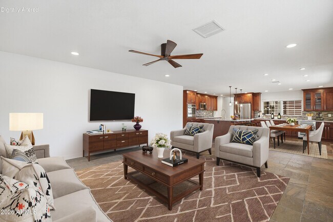 Foto del edificio - 8307 E Clarendon Ave