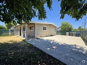 Building Photo - 2824 Del Paso Blvd