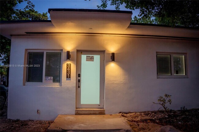 Foto del edificio - 3431 NW 10th Ave