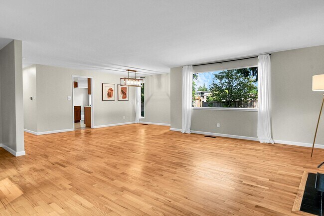Foto del edificio - 6116 123rd Ave NE