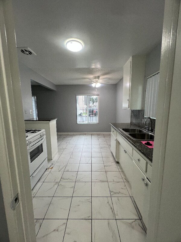 Building Photo - 319 N Bush St