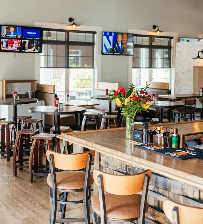 Cocina y bar del sur - The BLVD at Hays