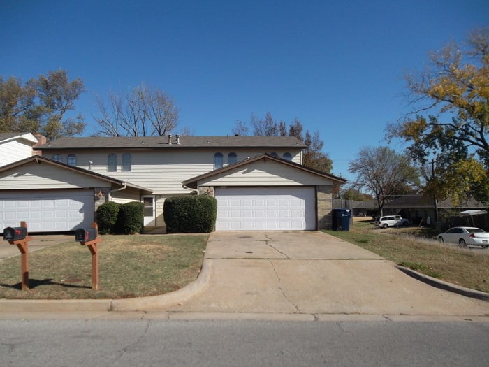 Spacious 3 Bedroom Town Home In NW OKC! House for Rent in Oklahoma