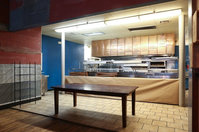 Foto del edificio - 102 N 3rd Street