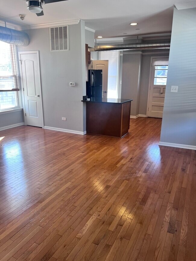 Foto del edificio - 20 W Hinsdale Ave