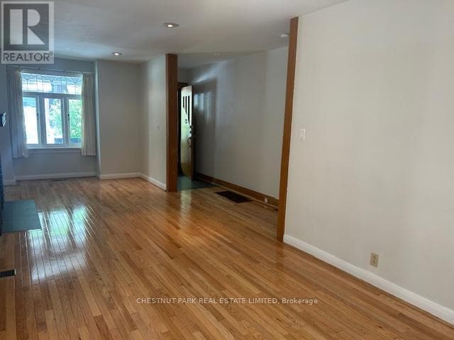 Building Photo - 32 Henning Ave