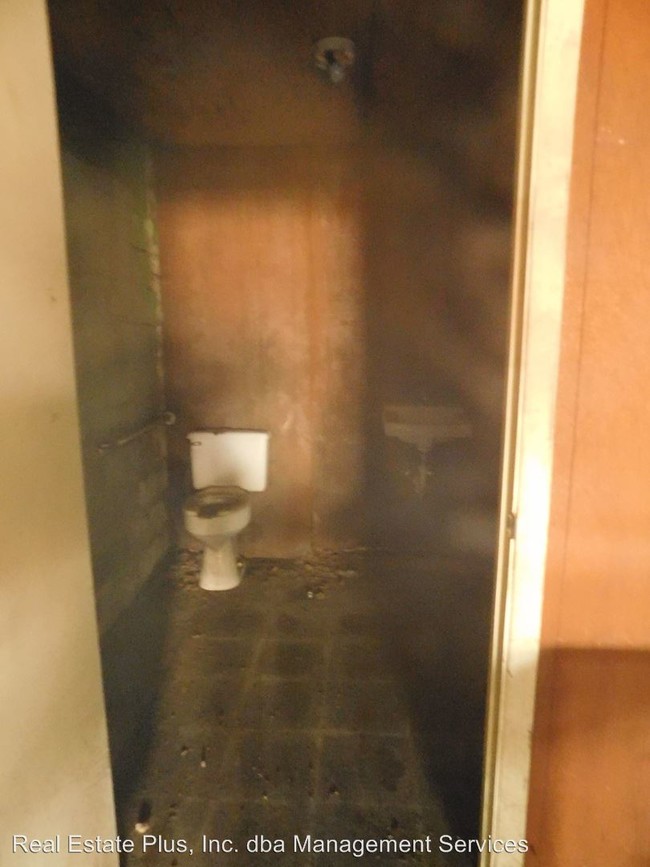 Foto del edificio - 1030 Cedar St