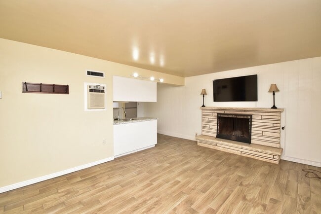 Building Photo - 7211 Ramanee Dr