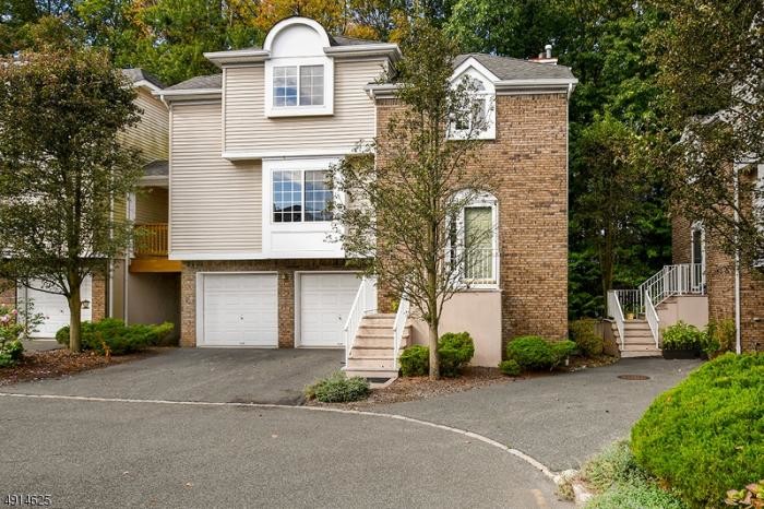 Foto principal - 3 bedroom in Berkeley Heights NJ 07922