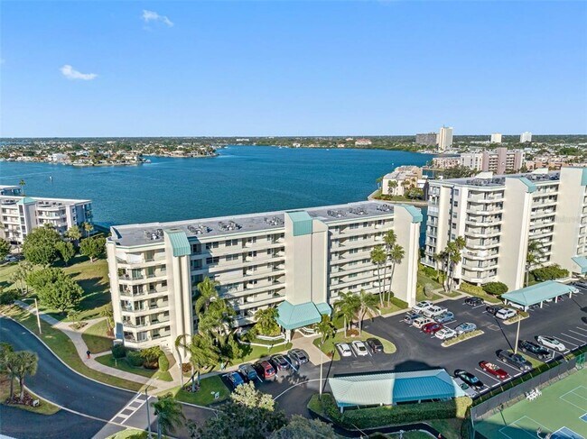 Foto del edificio - 7979 Sailboat Key Blvd S
