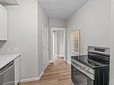 Building Photo - 3552 Woodburn Ave