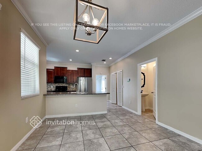 Foto del edificio - 10667 Lake Montauk Dr