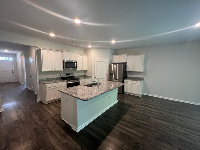 Building Photo - Pet-Friendly, Four-Bedroom, Two-Bath Home ...