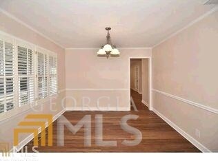 Foto del edificio - 4740 Springfield Dr