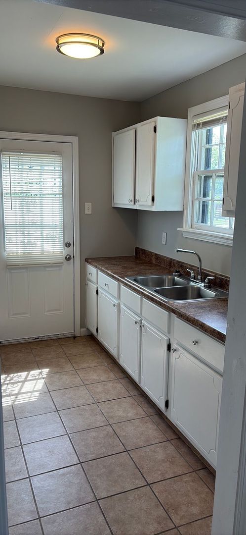 Photo - Charming 2-Bedroom Home for Rent