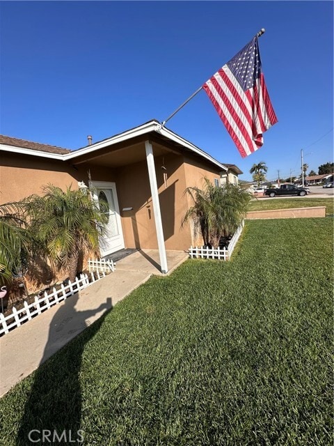 Foto del edificio - 14527 Chere Dr