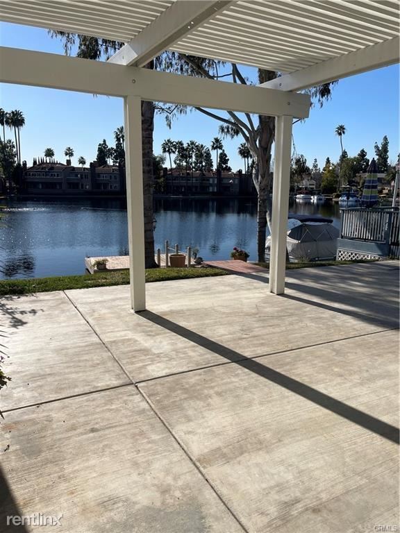 Foto del edificio - 3 br, 2.5 bath House - 22831 Islamare Ln
