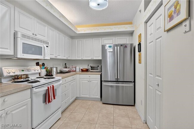 Foto del edificio - 23800 Costa Del Sol Rd