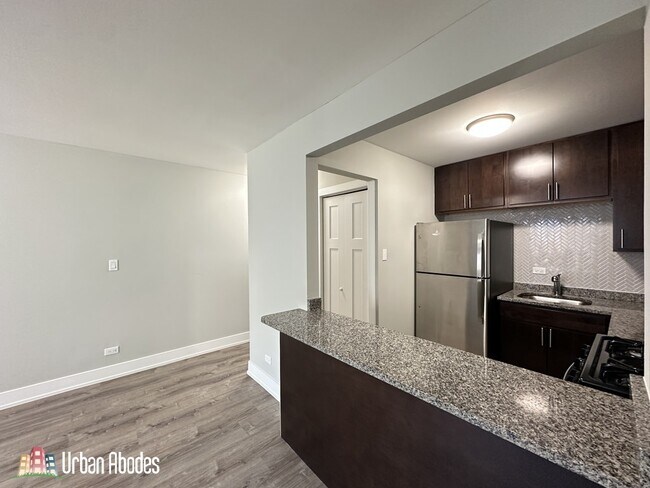 Foto del edificio - 528 W Surf St