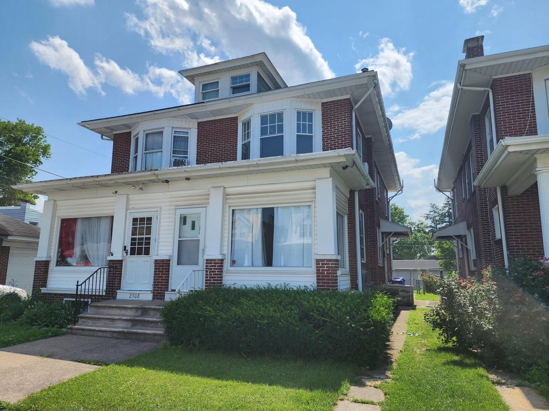Primary Photo - 2310 Hoffer Ave