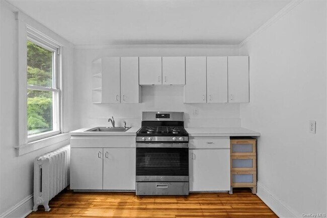 Building Photo - 40 Hamilton Pl
