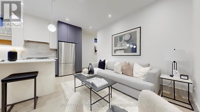 Photo du bâtiment - 82 Gough Ave