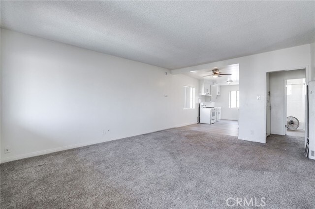 Building Photo - 3430 Elm Ave