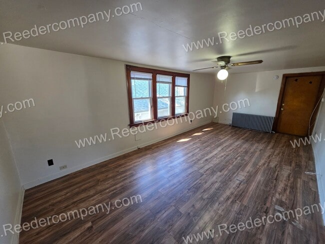 Building Photo - 3915 Catalpa St