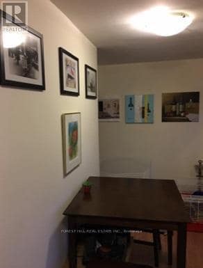 Photo du bâtiment - 306A COLLEGE STREET